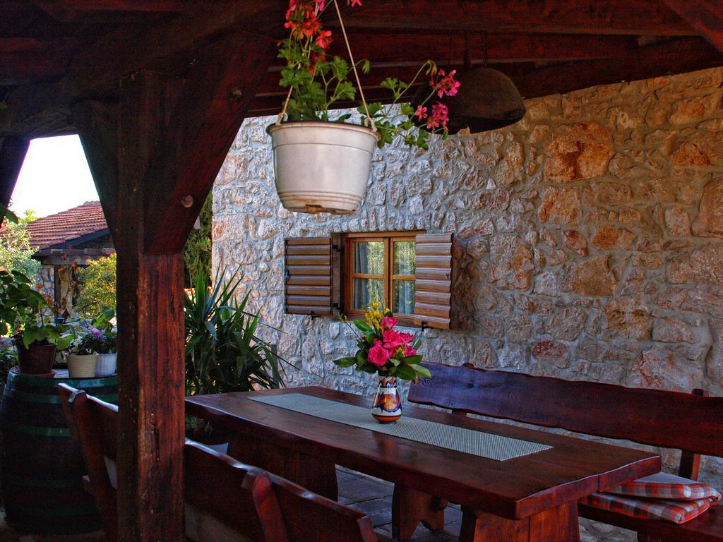 Holiday Home Rasopas Малинська Екстер'єр фото