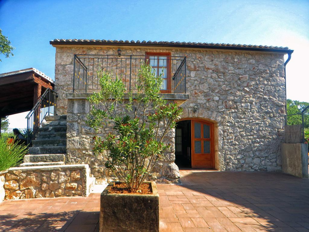 Holiday Home Rasopas Малинська Екстер'єр фото