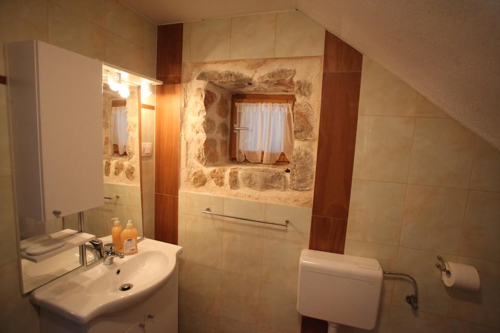 Holiday Home Rasopas Малинська Екстер'єр фото