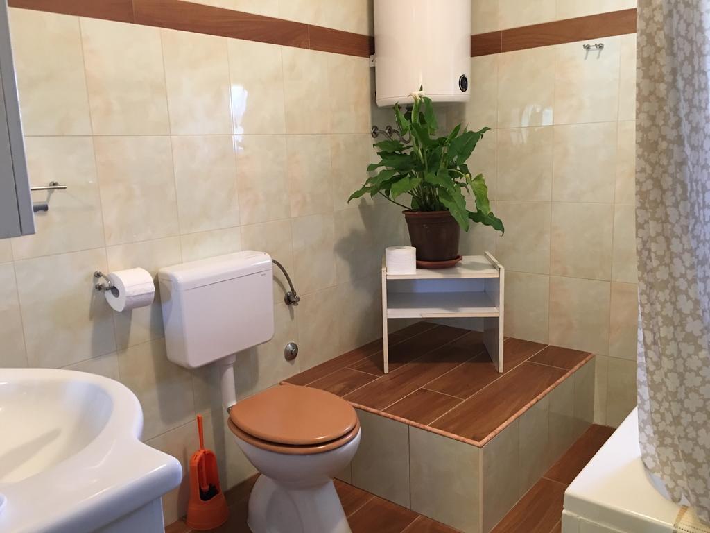 Holiday Home Rasopas Малинська Екстер'єр фото